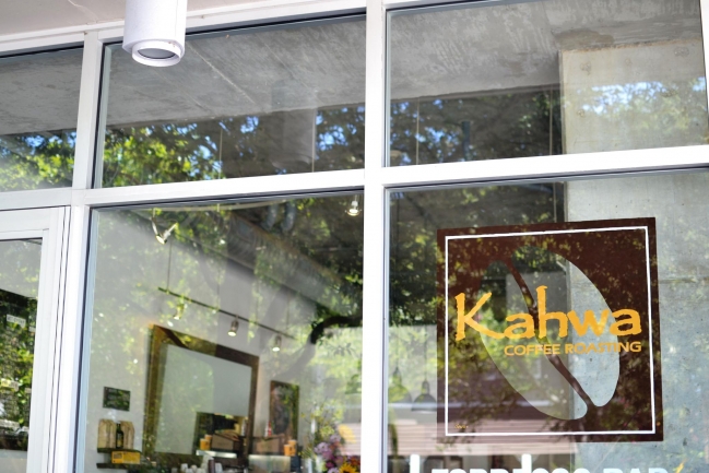Plenty of shopping and dining options at your doorstep in Downtown St Petersburg Florida
