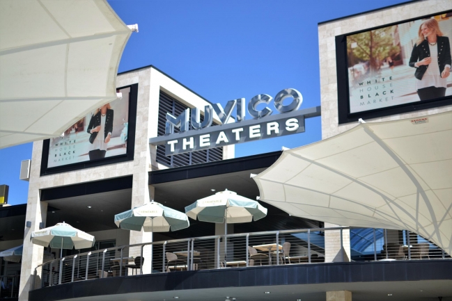 Plenty of shopping and dining options at your doorstep in Downtown St Petersburg Florida
