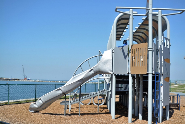 Albert Whitted Park is one of many pristine parks in Downtown St Petersburg Florida easily accessible from 6th Avenue Condos